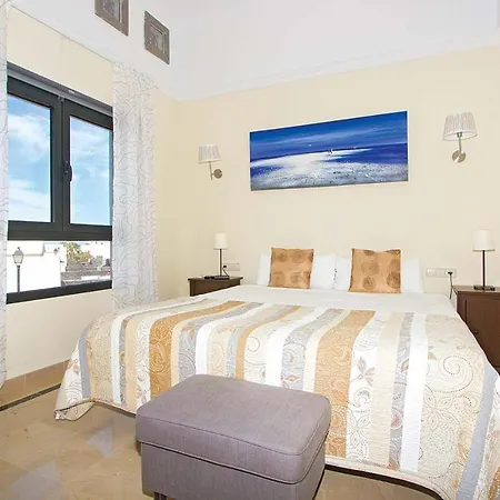 Playa Blanca Sleeps 6 Air Con Wifi *